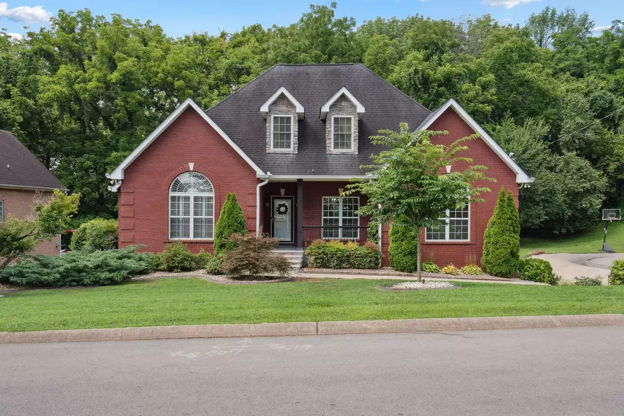 505 Spinnaker Ct, Smyrna, TN 37167