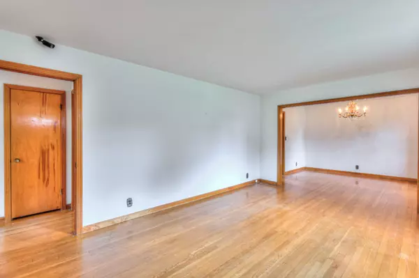 Nashville, TN 37207,3005 Hillhurst Dr