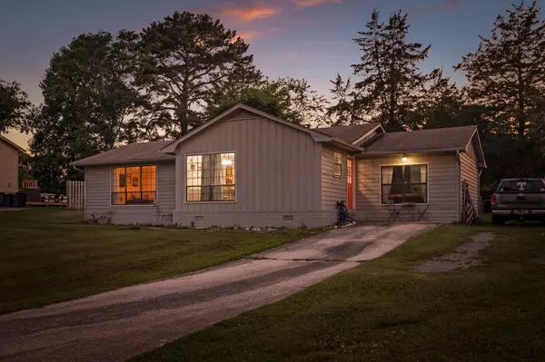 Dayton, TN 37321,624 Karen Street