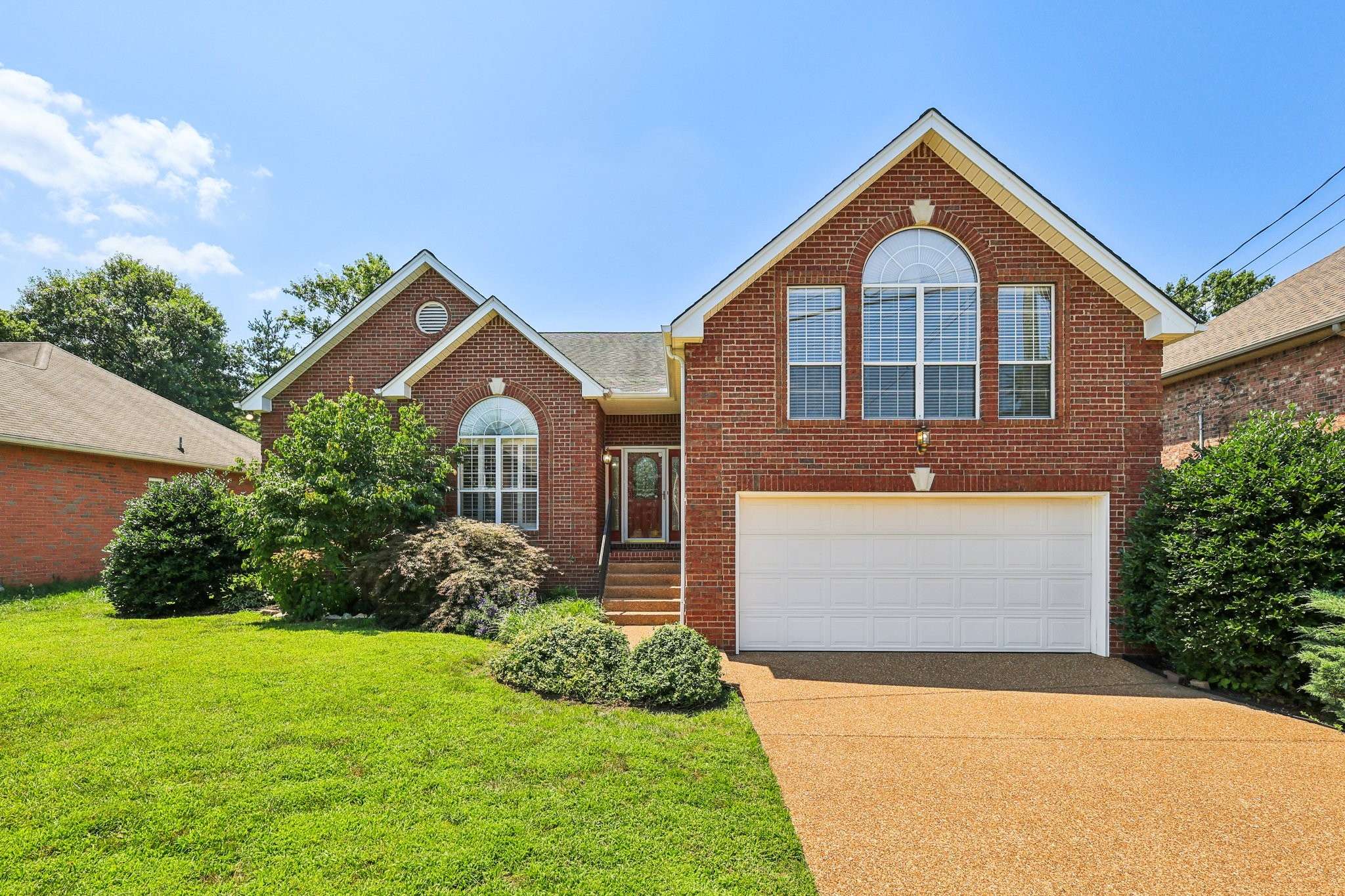 6636 Sugar Valley Dr, Nashville, TN 37211