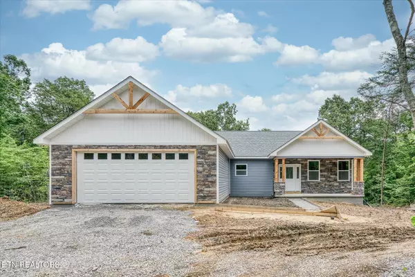 698 N Lake Tr,  Monterey,  TN 38574