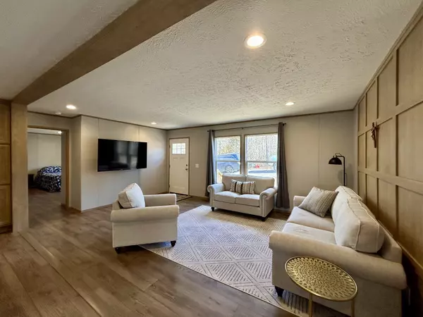 Hohenwald, TN 38462,443 Sickler Rd