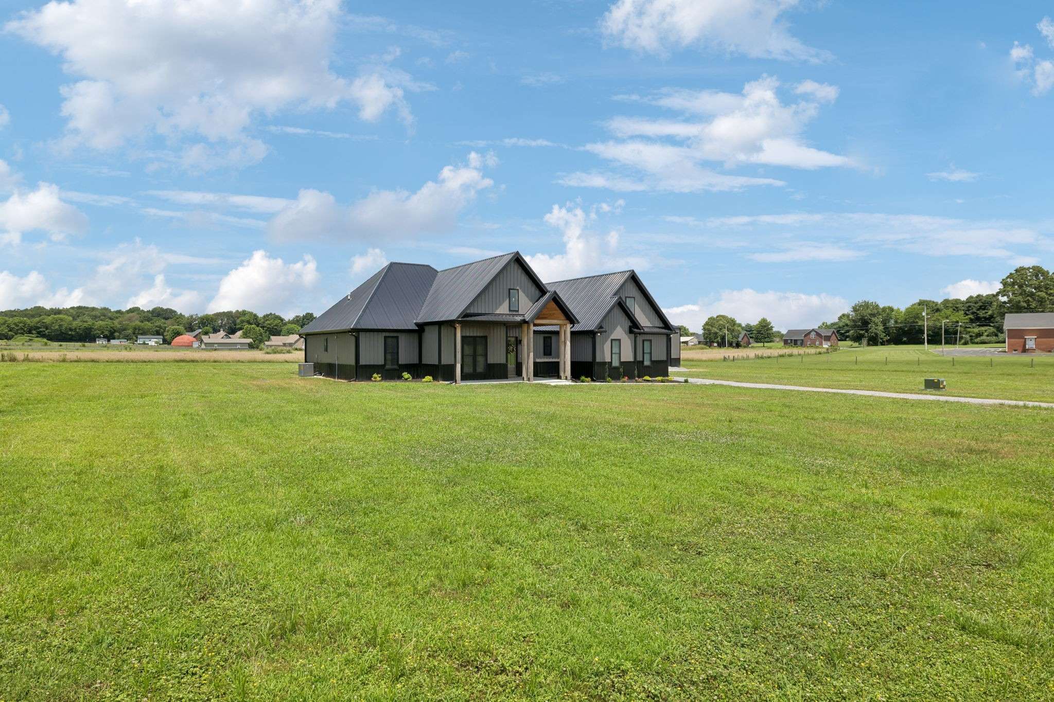 Cottontown, TN 37048,1567 Maxwell Branch Rd