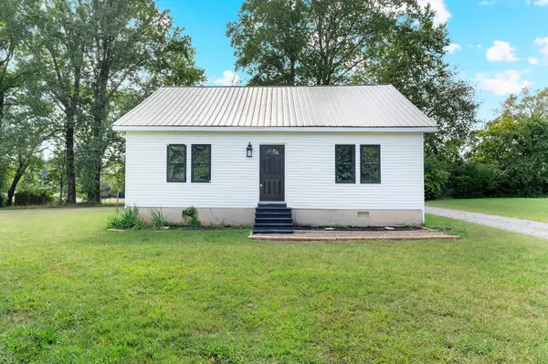 Winchester, TN 37398,114 Allen Dr