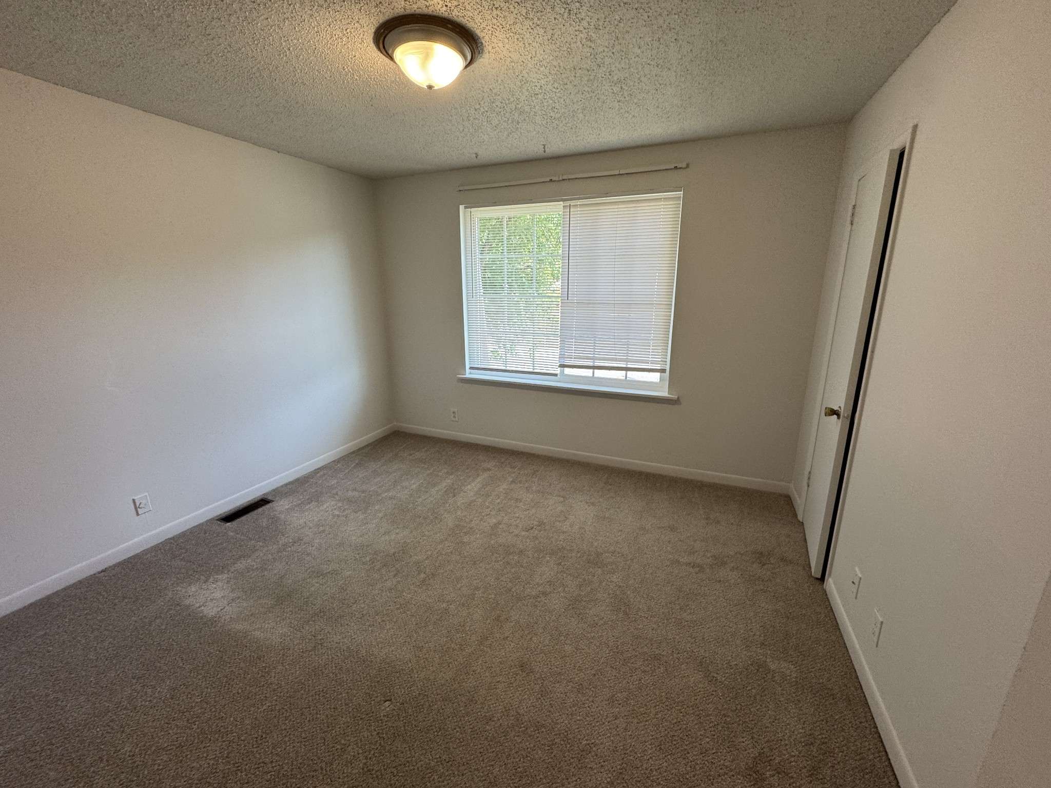 Nashville, TN 37211,441 Harding Pl #C1