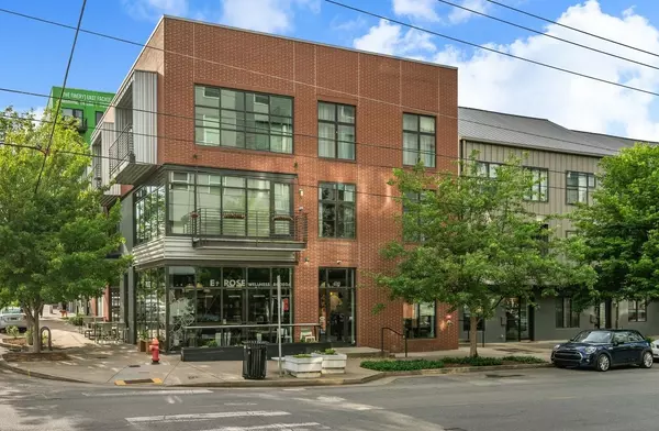 Nashville, TN 37203,1267 Martin St #301