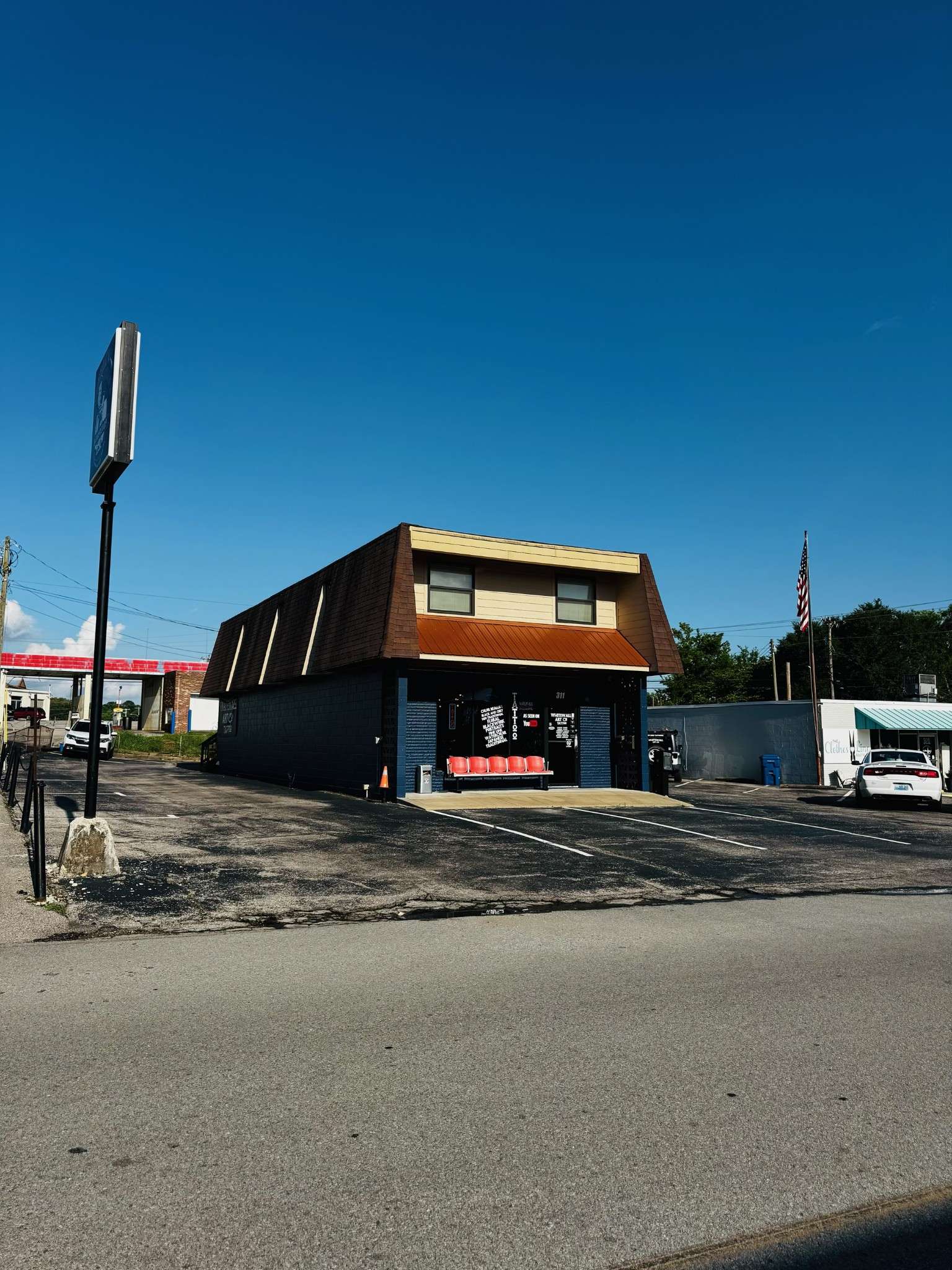 311 Drinkard Dr, Clarksville, TN 37043
