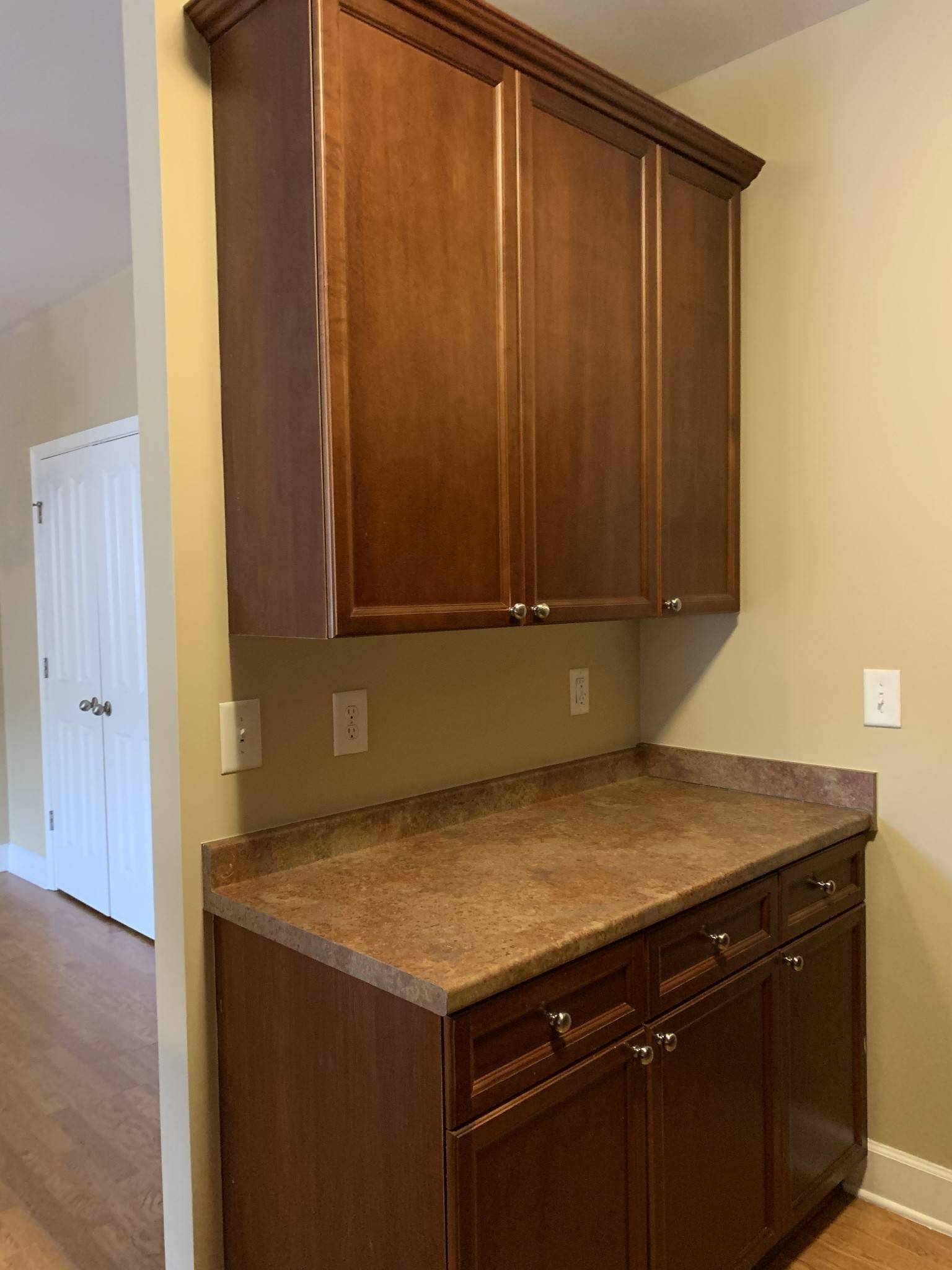 Nashville, TN 37211,7009 Lenox Village Dr #E205