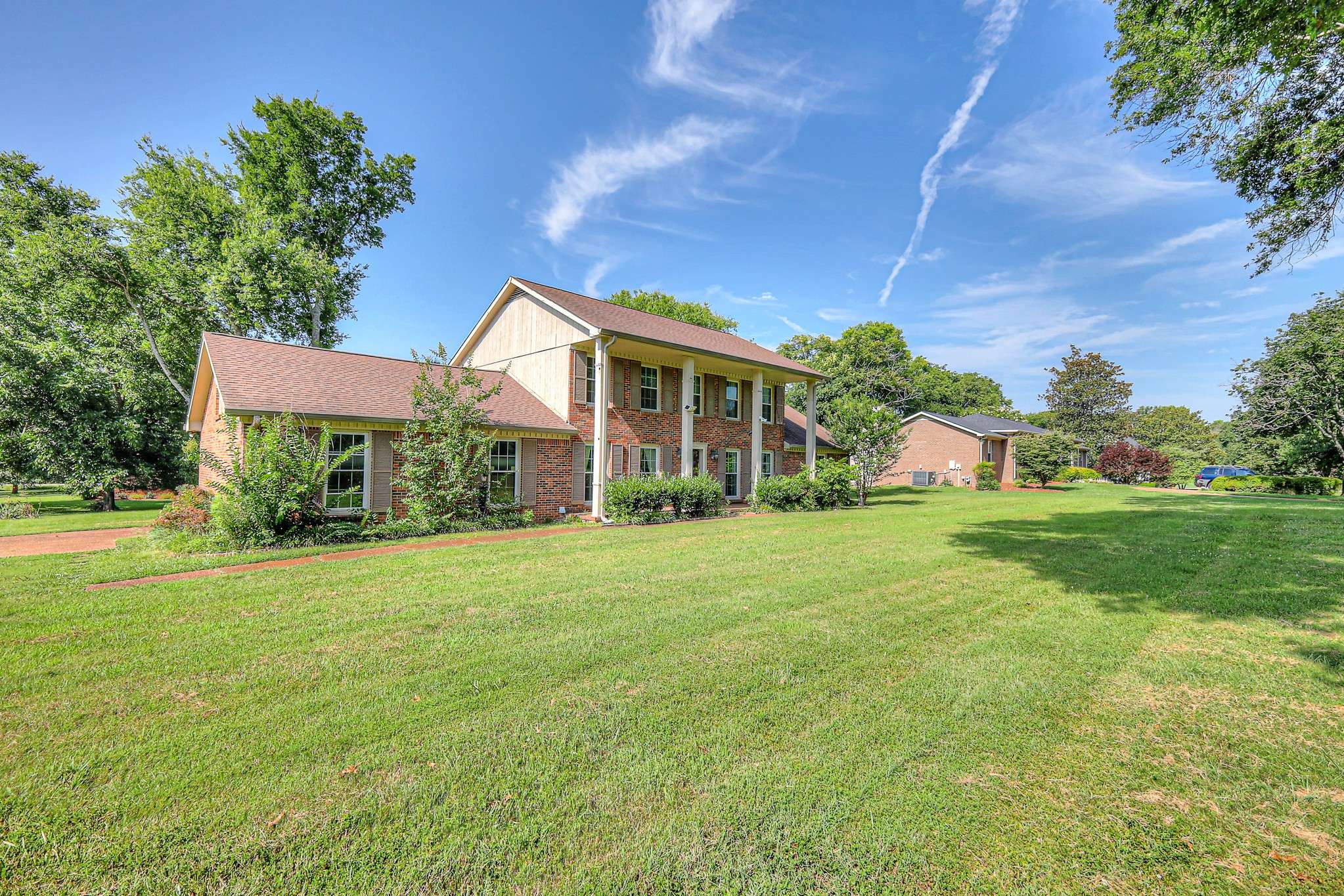 Franklin, TN 37069,2010 Hartland Rd