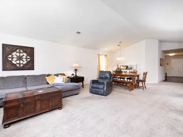 Columbia, TN 38401,2525 Queen Bee Dr