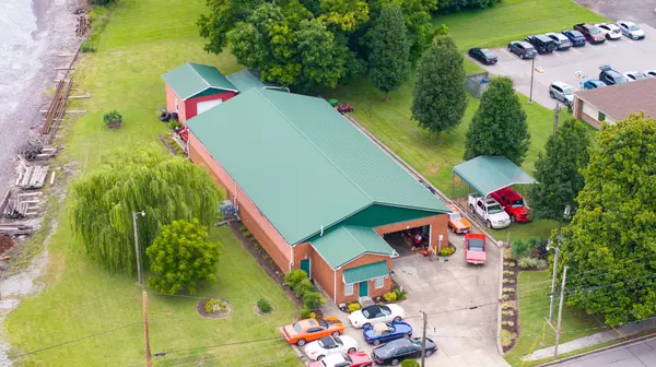 903 Cheatham st, Springfield, TN 37172
