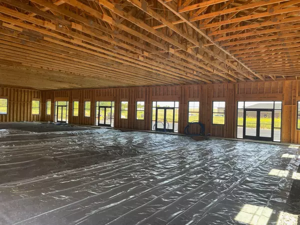 Clarksville, TN 37040,132C Merchants Blvd