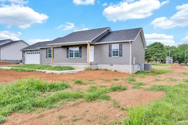 Sparta, TN 38583,586 Harleys Ridge Rd