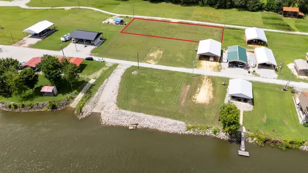 Clifton, TN 38425,0 Jett Dr