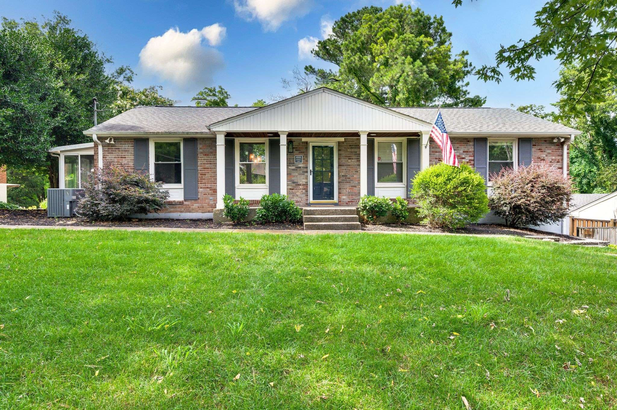 4818 Merrill Ln, Nashville, TN 37211