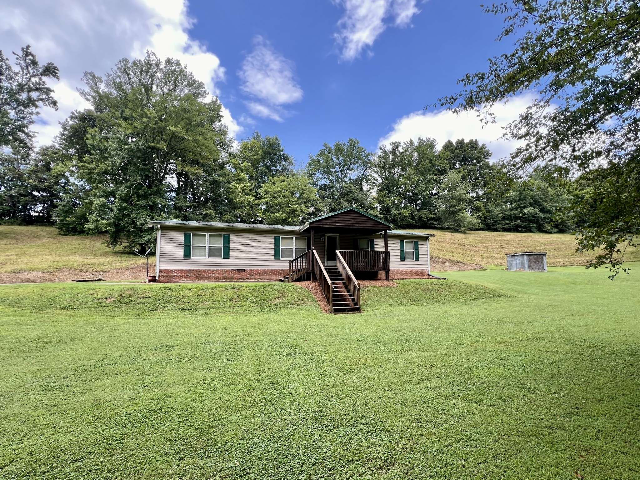 Pulaski, TN 38478,7090 Clear Creek Rd