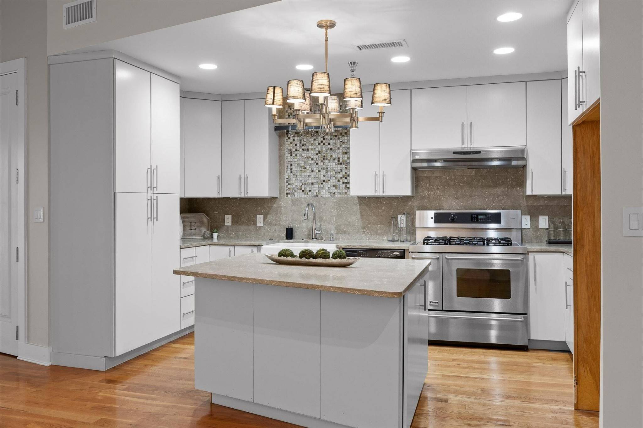 Chattanooga, TN 37405,417 Frazier Avenue #303