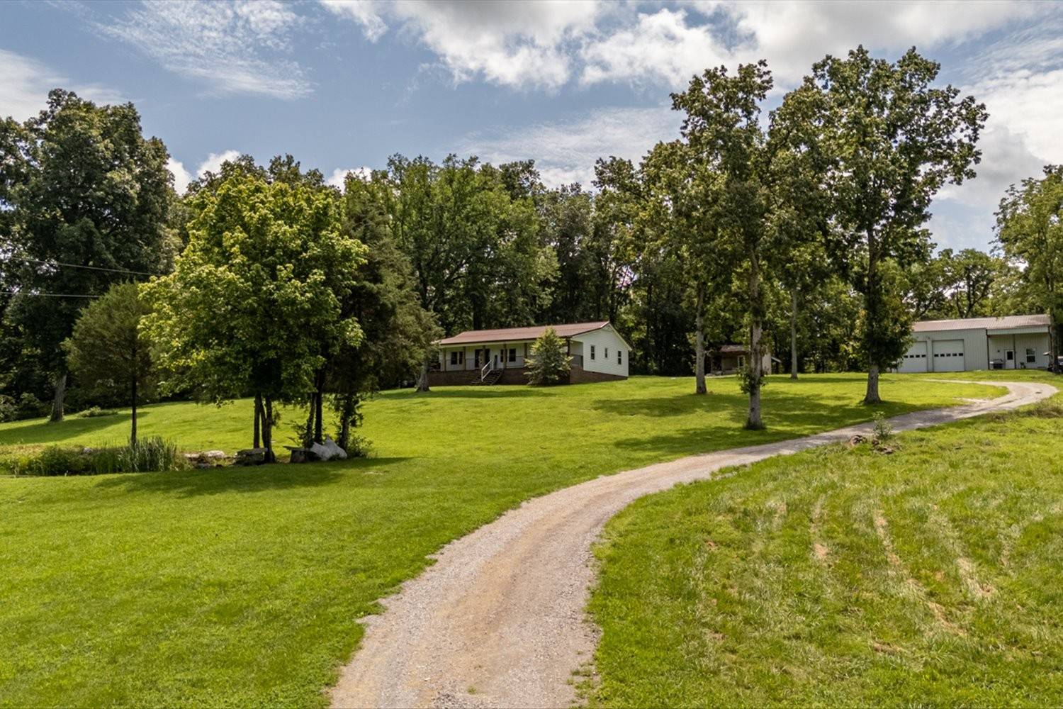 7230 Delina Rd, Petersburg, TN 37144