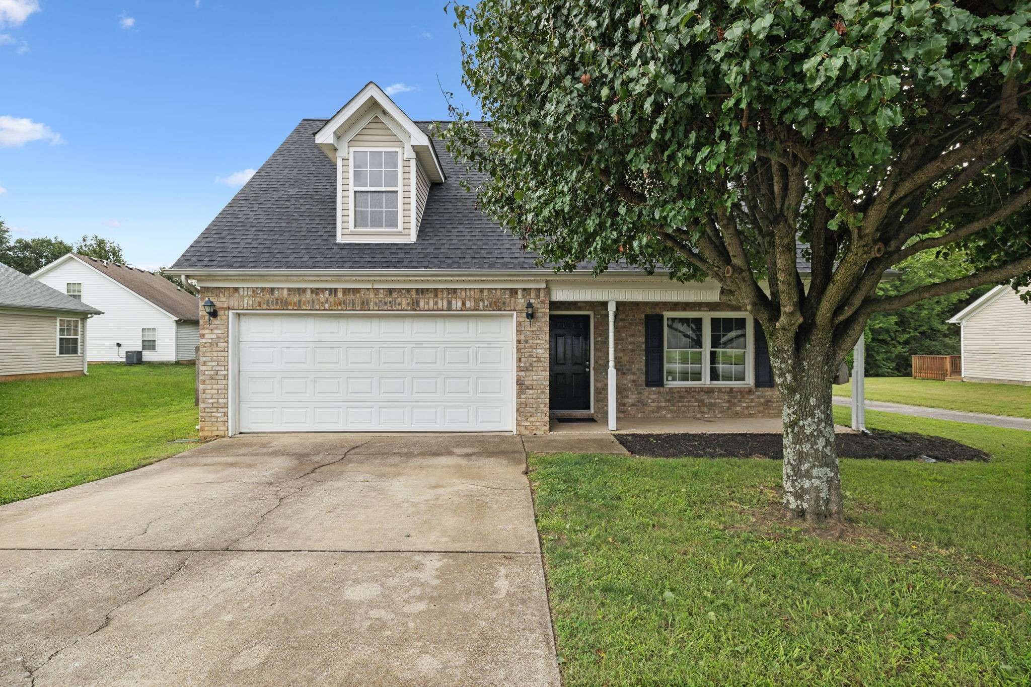 7305 Ole Nottingham Dr, Antioch, TN 37013