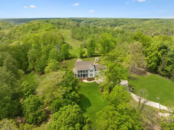 4325 Cave Springs Rd, Columbia, TN 38401