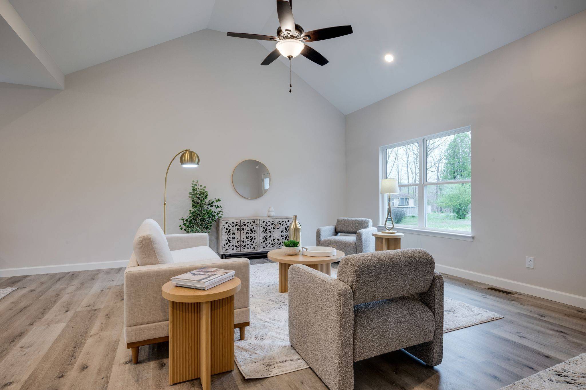 White Bluff, TN 37187,998 Jordan Circle