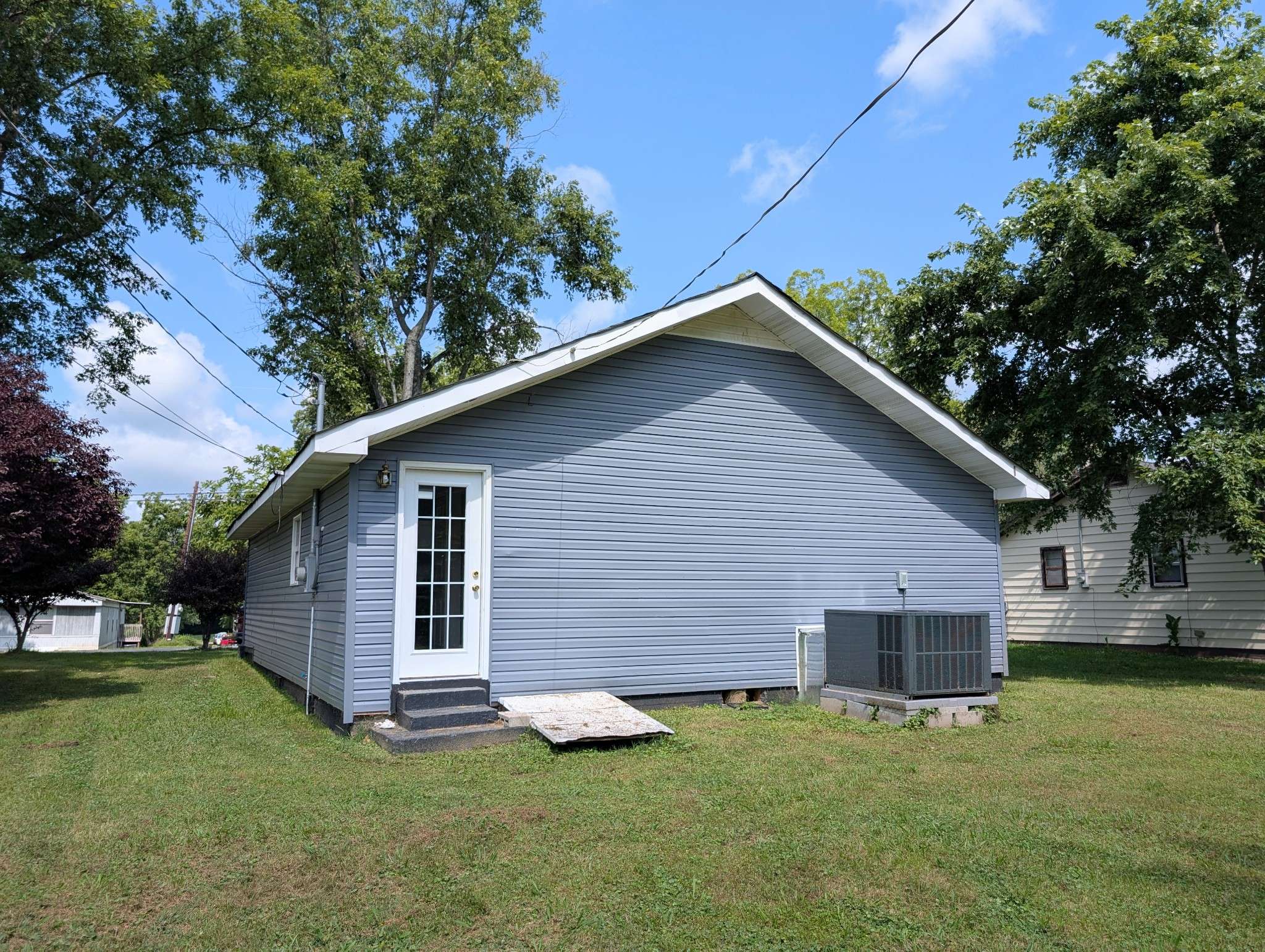 Decherd, TN 37324,406 Horton St