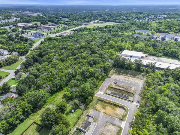 Nashville, TN 37207,3047 Hillside Rd