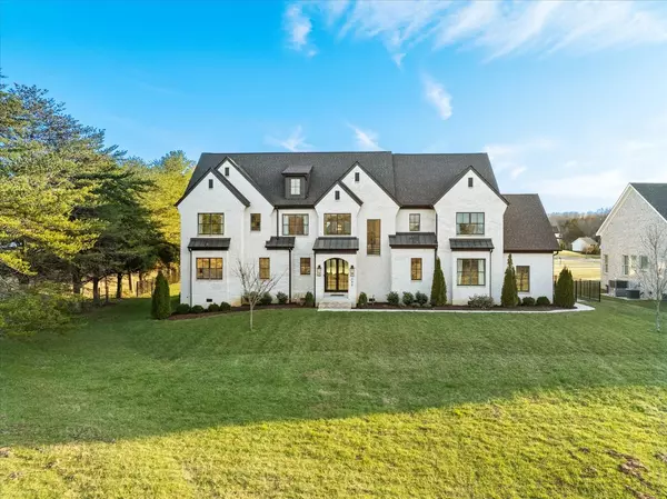 105 Stillwind Ct, Nolensville, TN 37135