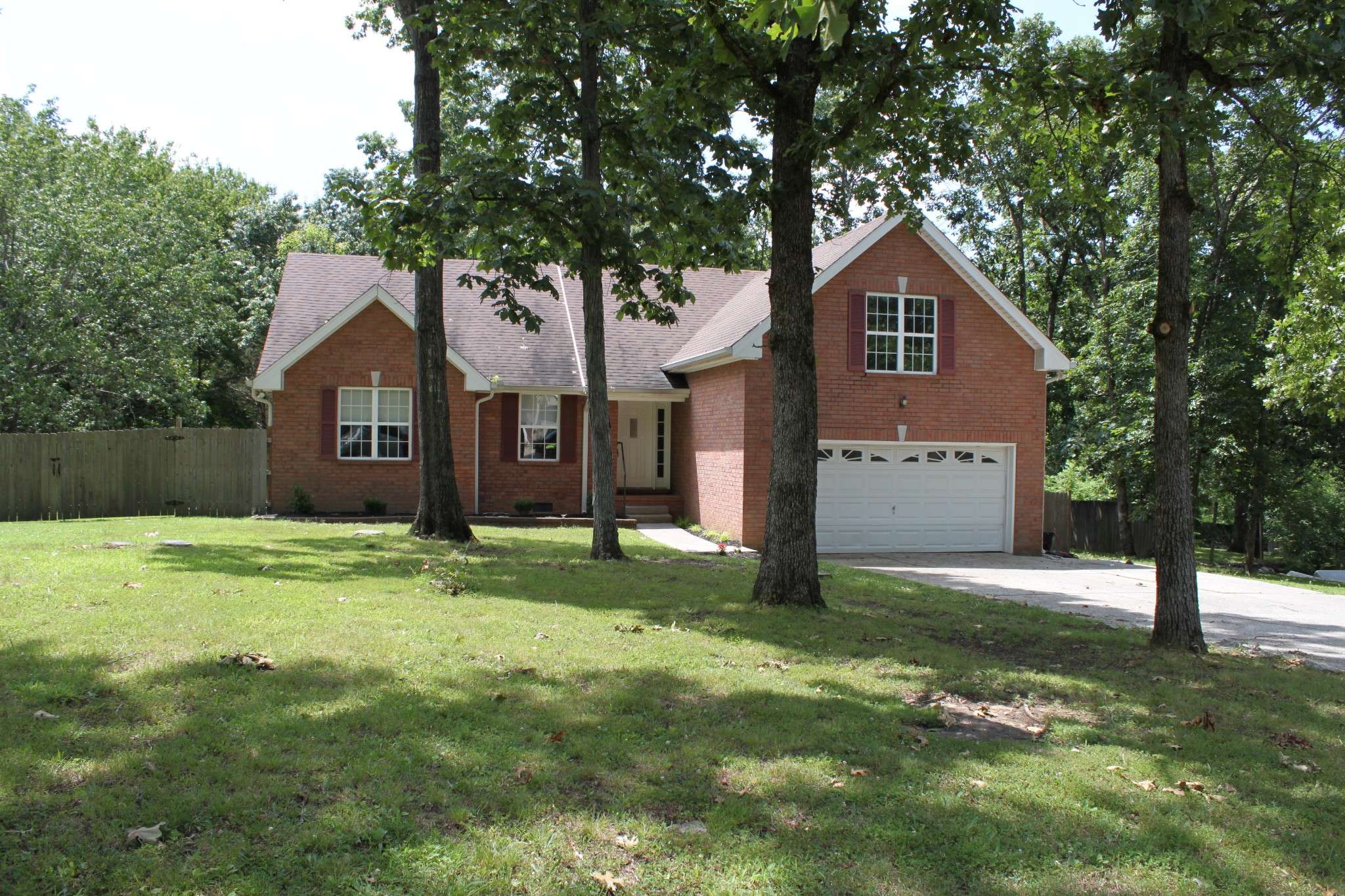 109 Hunter Dr, Mount Juliet, TN 37122