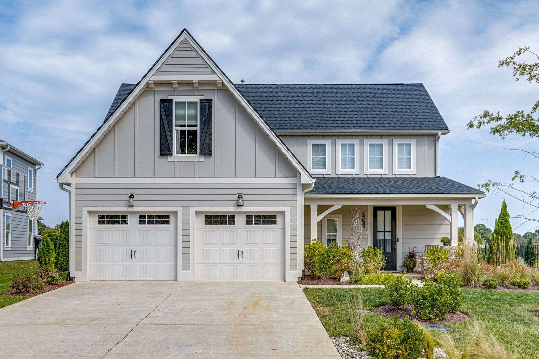 7542 Delancey Dr, College Grove, TN 37046