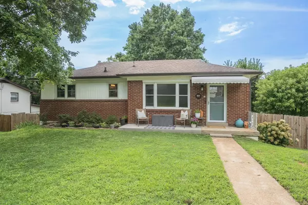 924 Potter Ln,  Nashville,  TN 37206