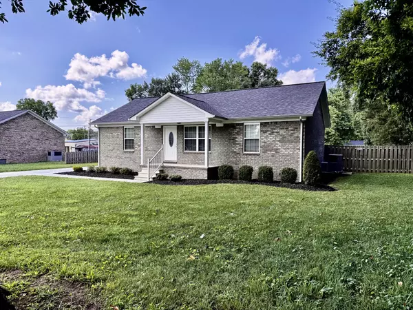 Lawrenceburg, TN 38464,322 Debus St