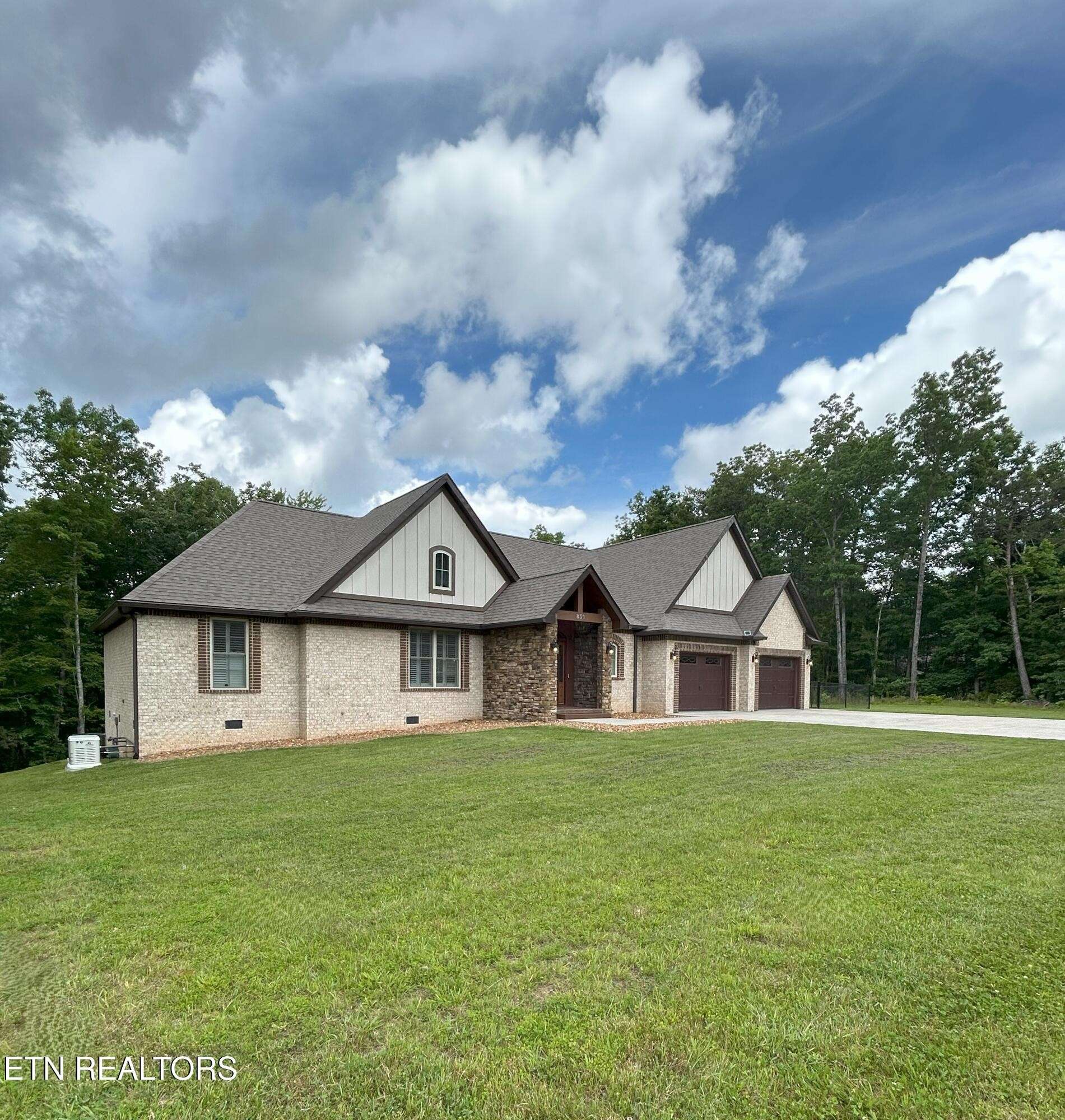 Monterey, TN 38574,830 Bent Tree Rd