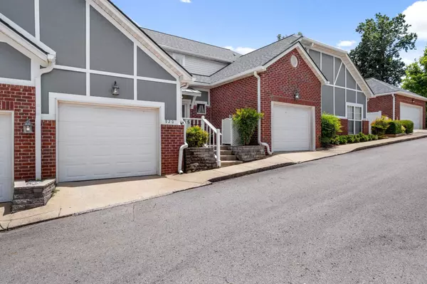 Nashville, TN 37214,920 Bracken Trl