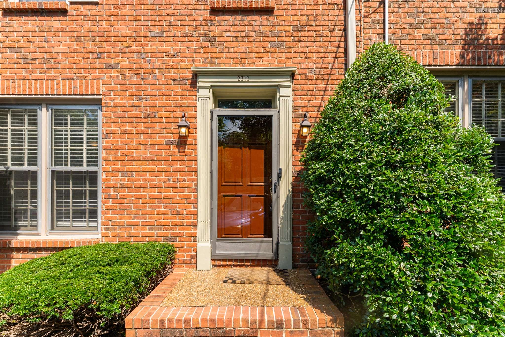 Nashville, TN 37212,2312 18th Ave #S