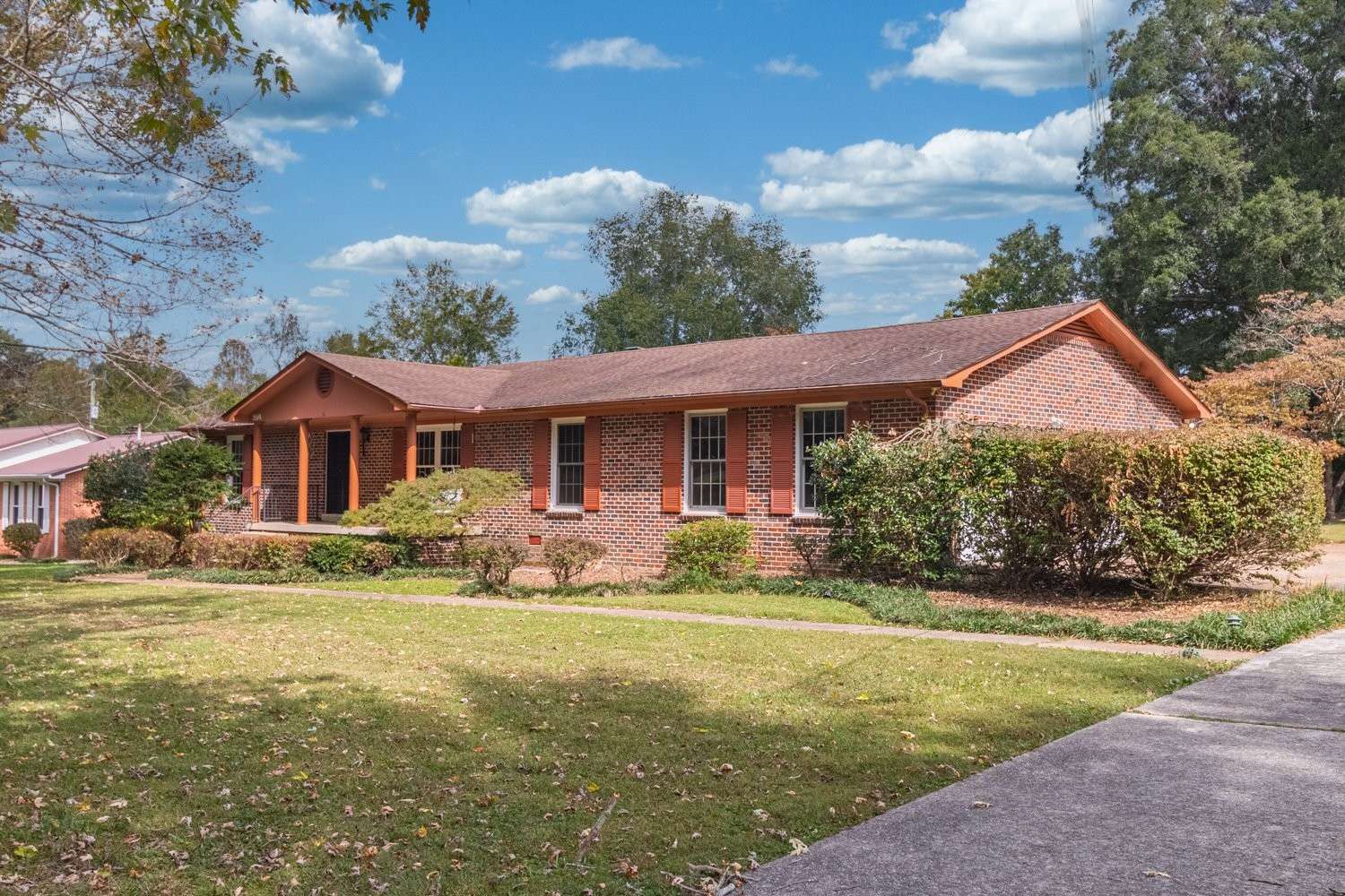 Tullahoma, TN 37388,204 Lake Circle Dr