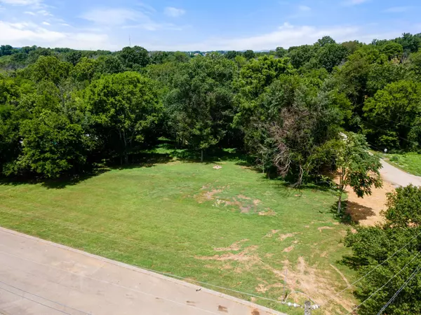 Columbia, TN 38401,1400 Brook Dr