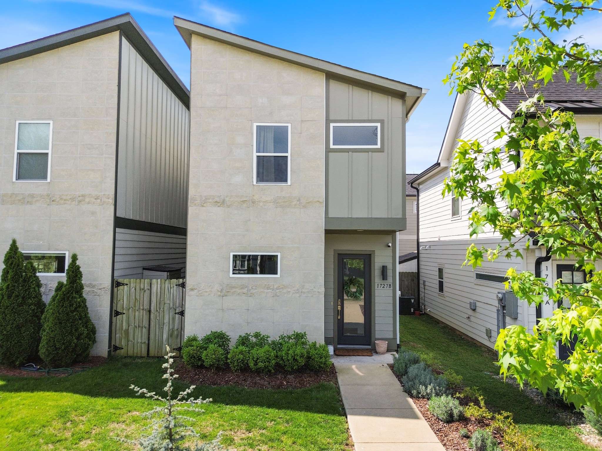 1727B Pecan St, Nashville, TN 37208