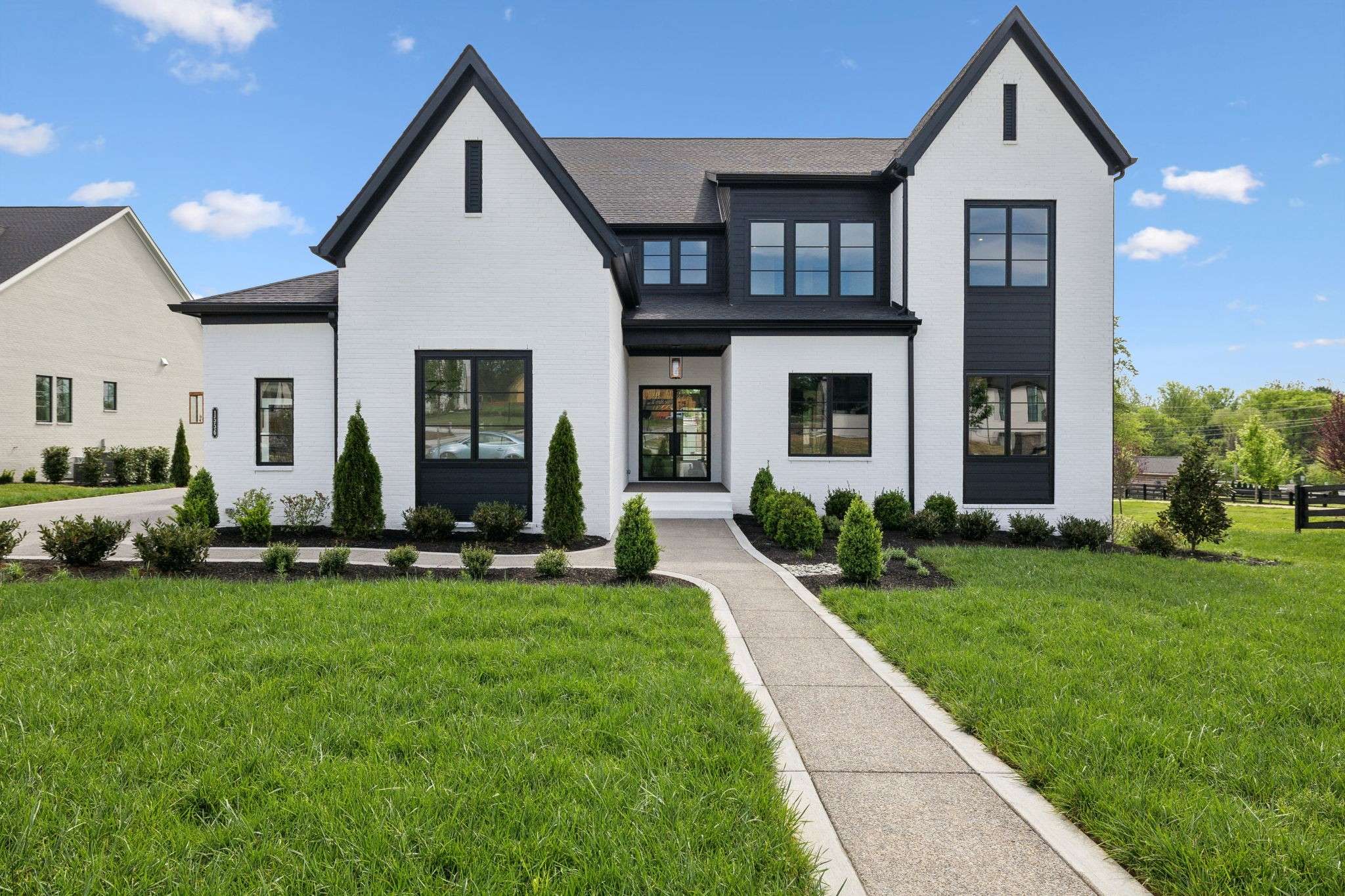 512 Wilson Pike, Brentwood, TN 37027