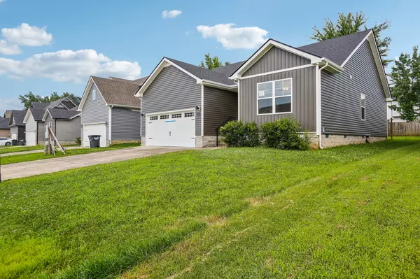 Clarksville, TN 37042,522 Sourwood Dr