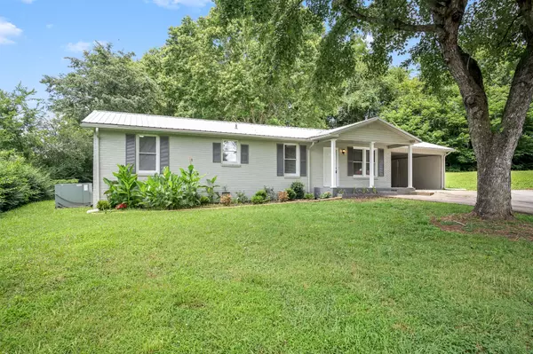 304 Fran Dr, Fayetteville, TN 37334