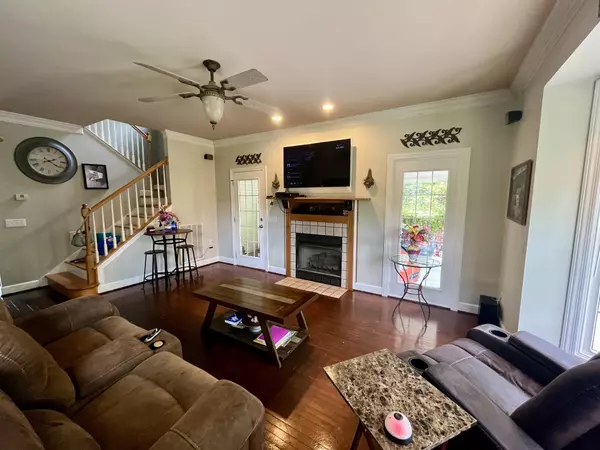 Waverly, TN 37185,206 Collier Ave