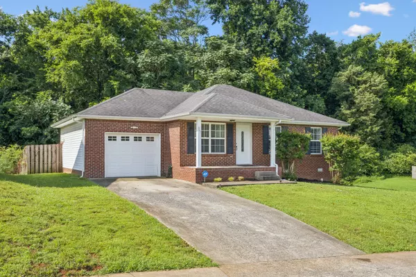 962 Russet Dr,  Clarksville,  TN 37040