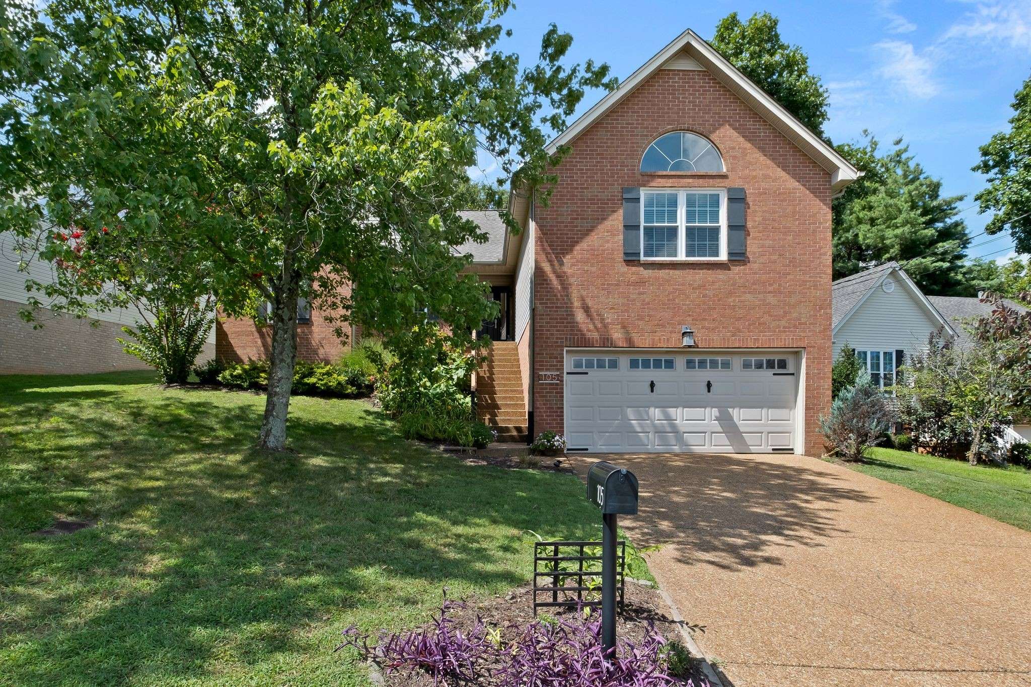105 Peak Hill Cir, Nashville, TN 37211