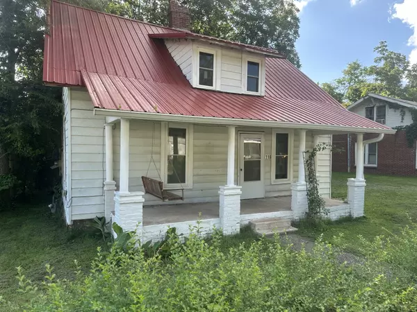 Pulaski, TN 38478,118 S Rhodes St