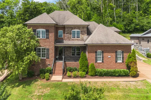 317 Holcombe Ln, Franklin, TN 37064