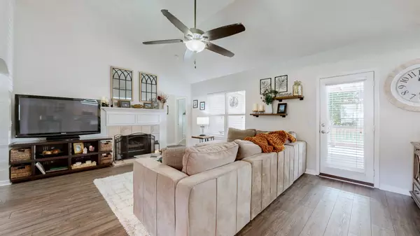 White House, TN 37188,424 Foster Dr