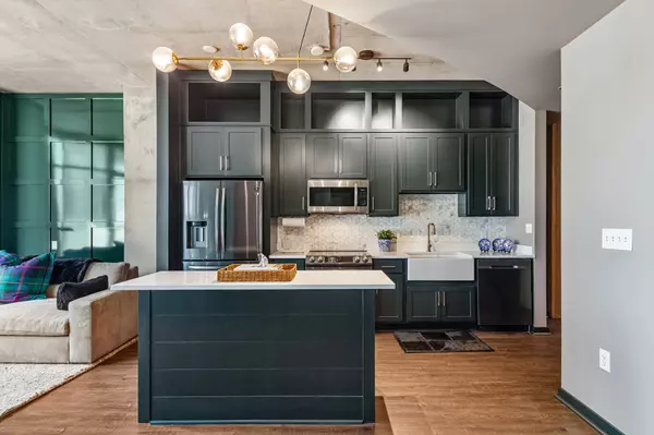 600 12th Ave #S #902, Nashville, TN 37203