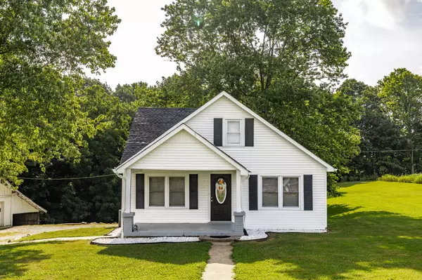 Lafayette, TN 37083,653 Drury Ridge Rd