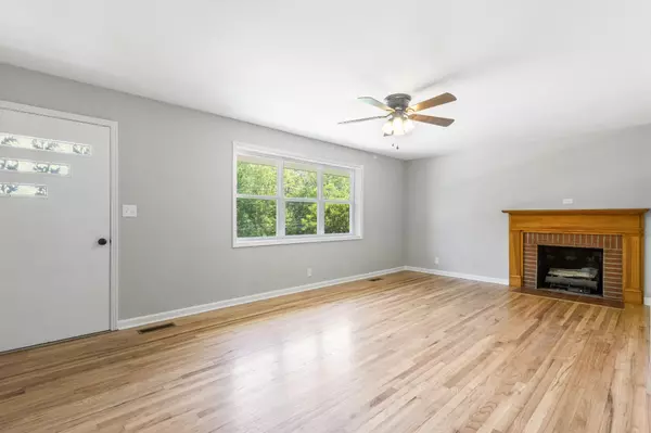 Cunningham, TN 37052,3822 Vernon Creek Rd